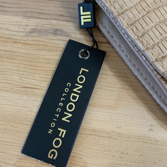 London Fog Lara Lizard Flap Wallet - Picture 6 of 7